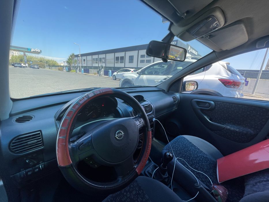 Opel corsa 1.2 16V comfort