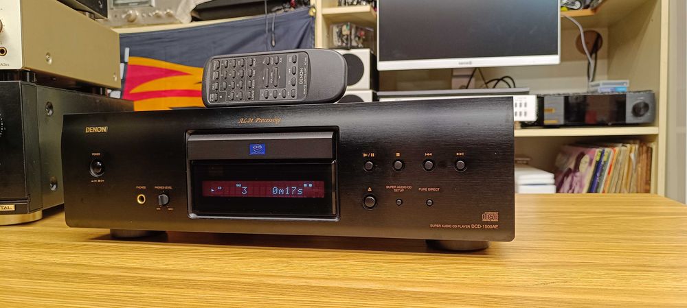 CD програвач Denon DCD-1500 AE