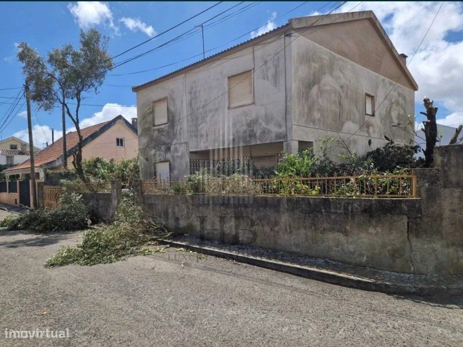 Moradia T6 e Terreno Abrunheira | Sintra