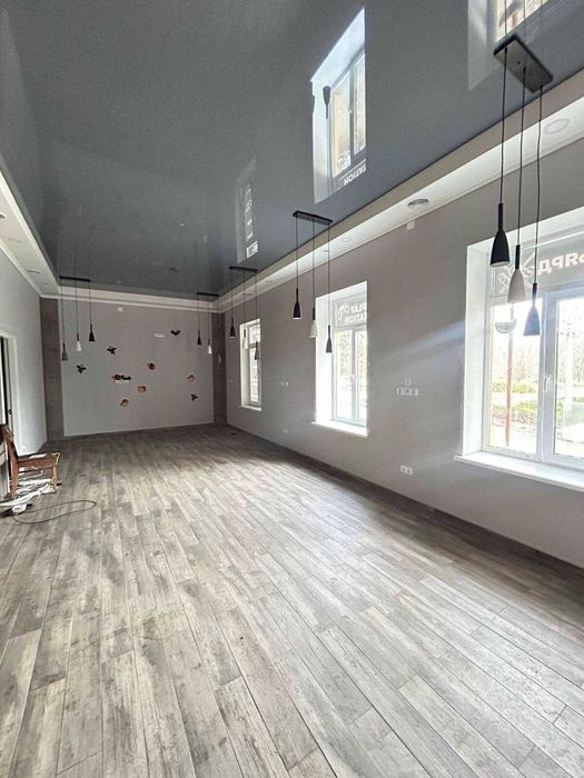 Сдаётся отдельно стоящее помещение в Центре города.