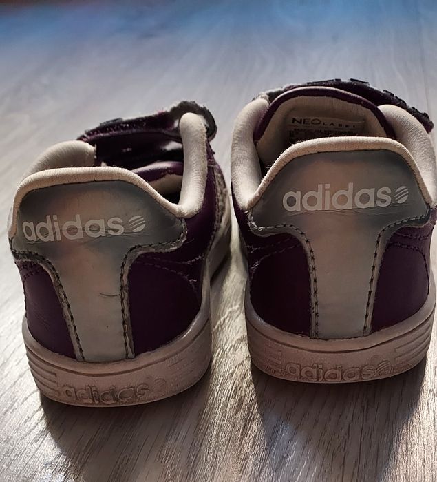 Buty adidas na rzepy, rozmiar 25