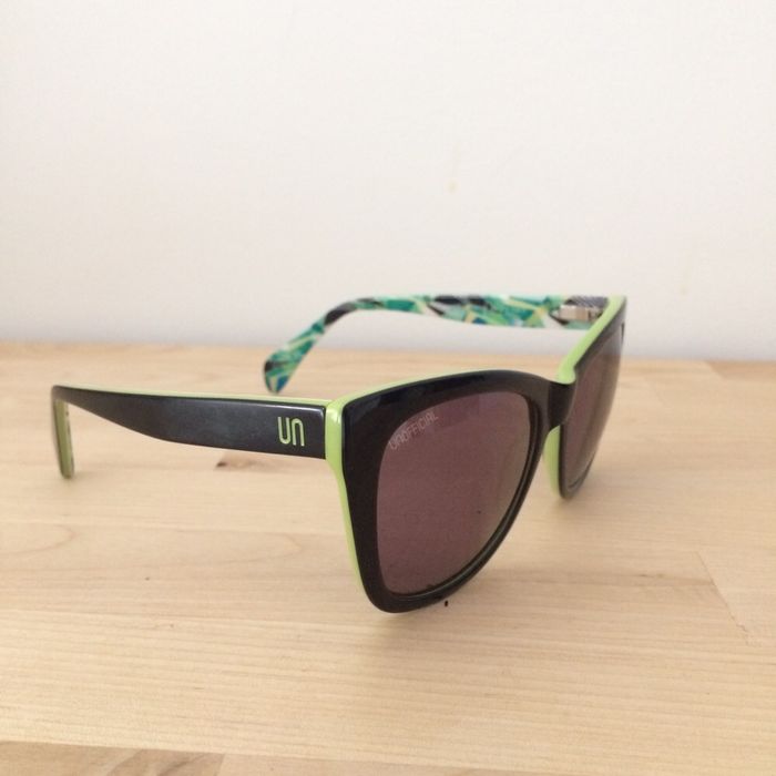 Óculos de Sol - Cat Eye