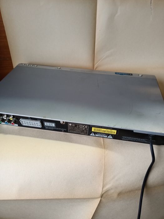 Проигрыватель DVD дисков + караоке