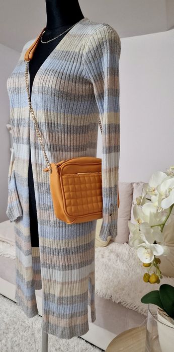 Kardiganek w paski" Atmosfere ".