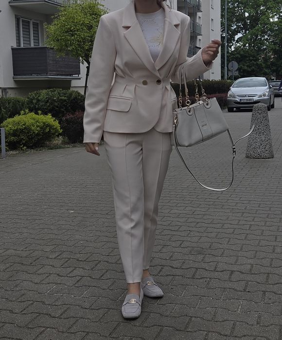 Biała marynarka  na komunię chrzest