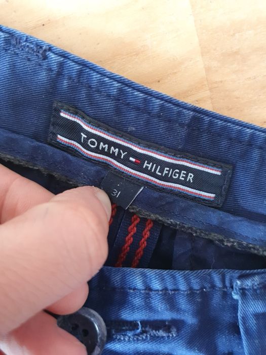 Granatowe szorty męskie. Tommy Hilfiger, r. 31