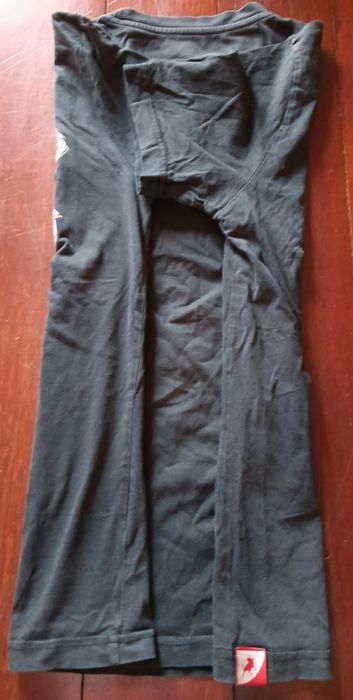 T-shirt preta confortável