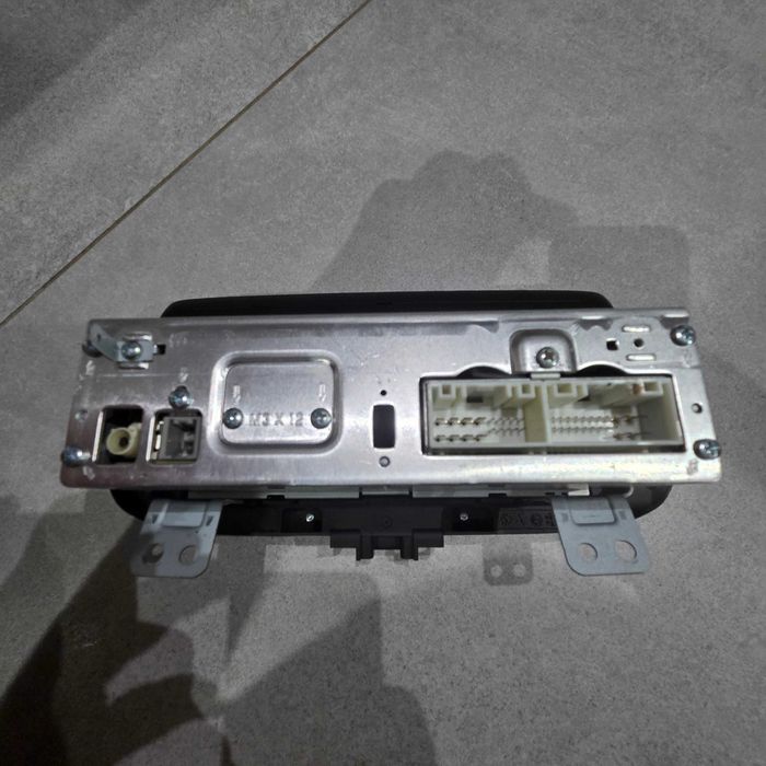 Radioodtwarzacz HYUNDAI I30 radio oryginalne 100% sprawne
