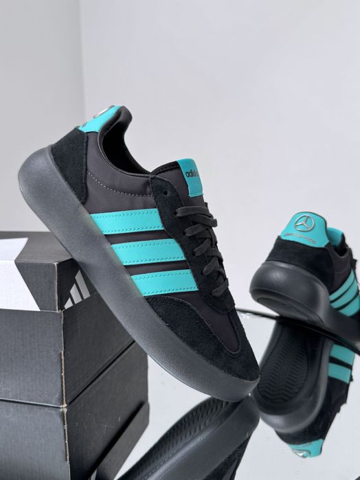 Великолепные свежайшие кроссовки женские Adidas BARREDA DECODE 38р