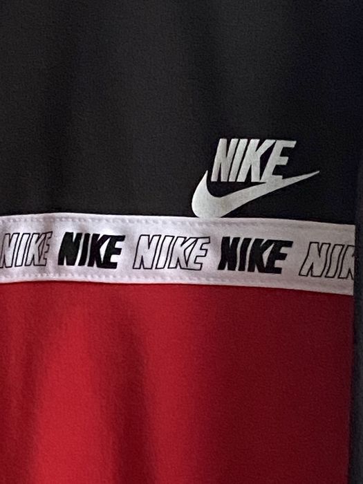 Bluza męska Nike. Bluza sportowa, młodzieżowa.