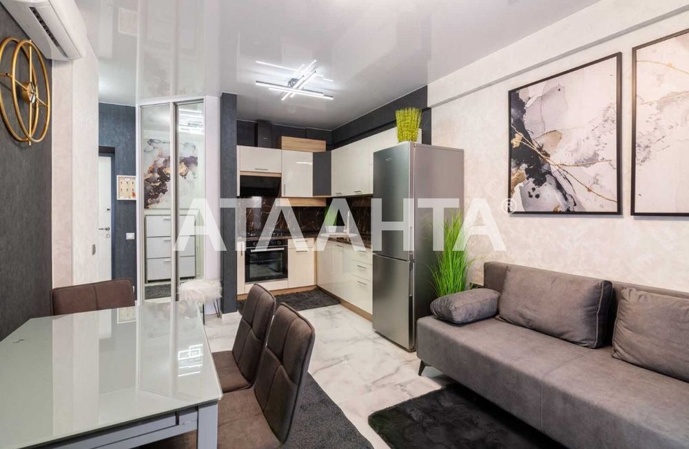 Однокімнатна квартира 40 м2 з кухнею-студією у ЖК Auroom Sunrise