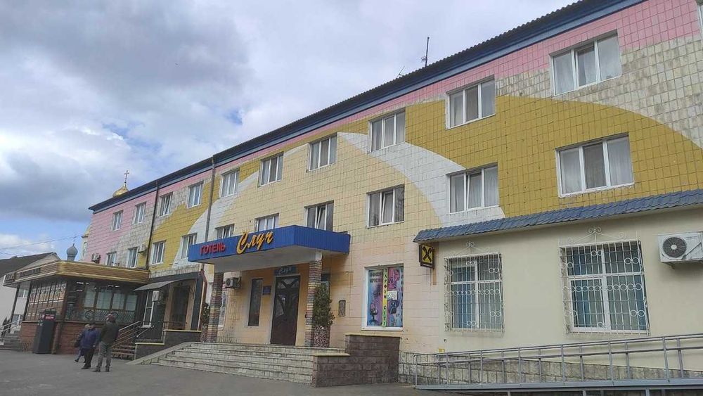 Будівля готелю, 84/100 частки площею 1 362.00 кв.м у м. Сарни - View 3