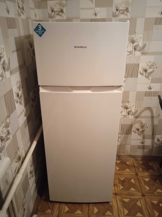 Холодильник SCANDILUX DD 143-55