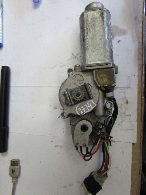 Motor do teto de abrir MITSUBISHI Colt V (CJ_, CP_)