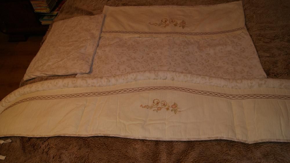 Pościel niemowlęca haftowana firmy Gluck