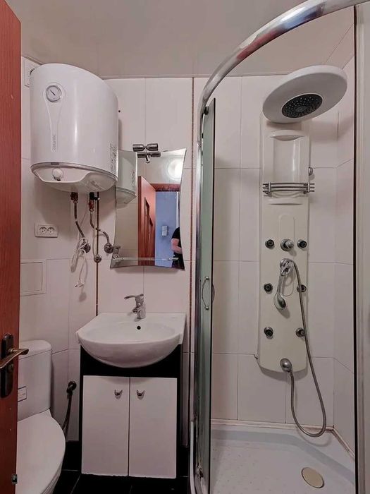 Продам 3-к квартиру в высотке на ул. Калиновая - Образцова