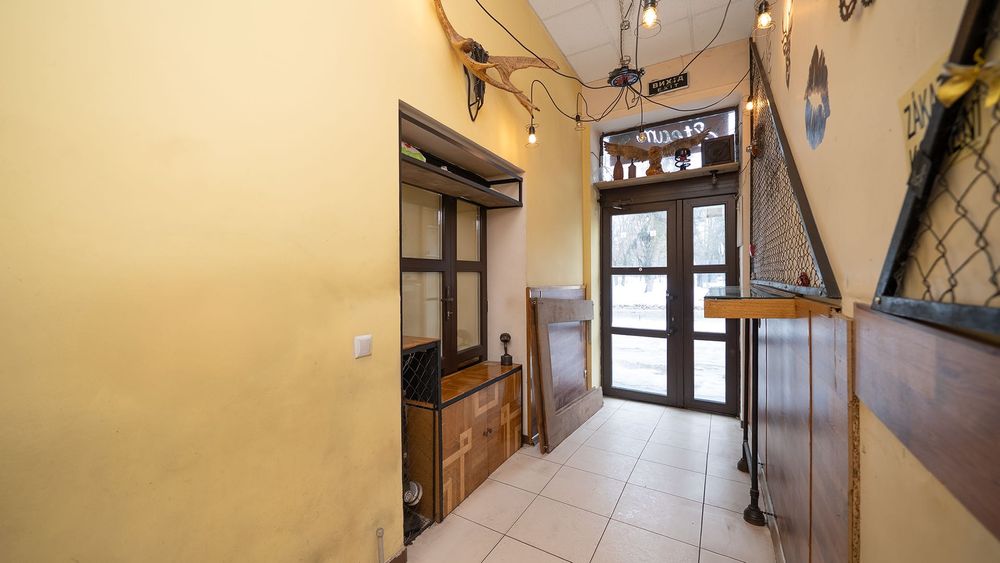 Оренда приміщення з ремонтом під кавʼярню 7,8 кв.м. Центр Площа ВАЛ