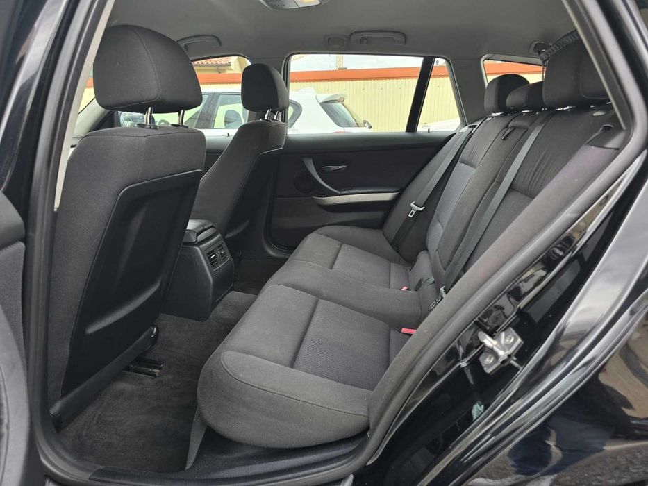 BMW 318D E91 PACK M 2.0 143CV (LOOK 335)