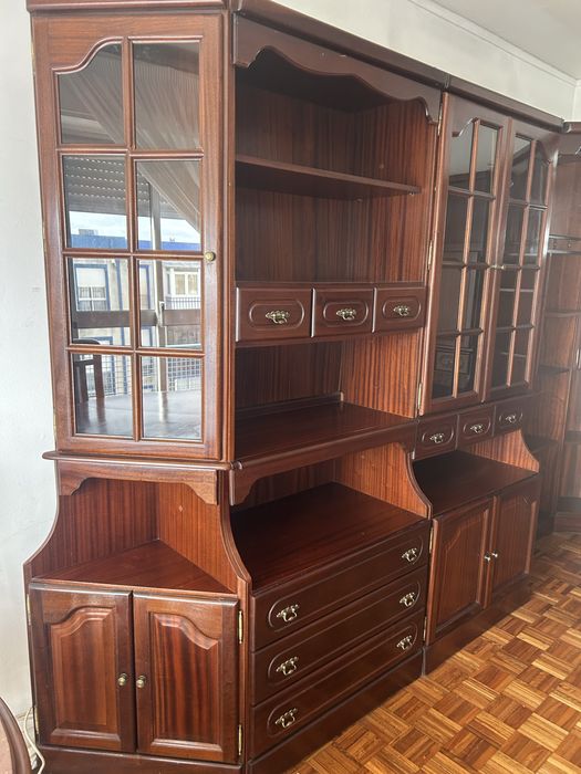 Movel de sala em Mogno