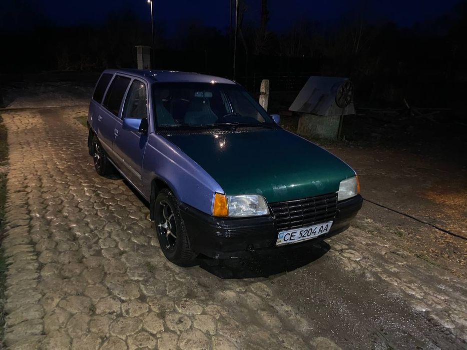 Продам Опель  находу