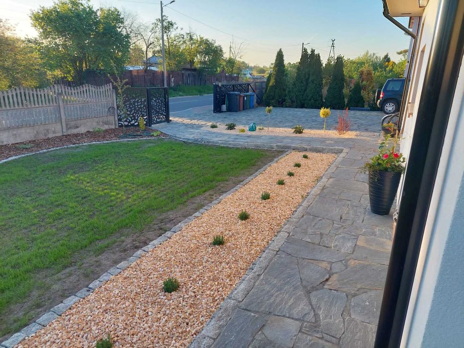 Łupek tarasowo-elewacyjny grafitowy, czarny gruby, grubość 3-5 cm