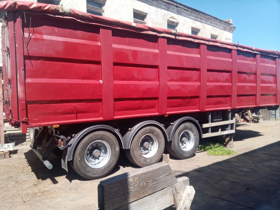 Продам напівпричіп Bodex