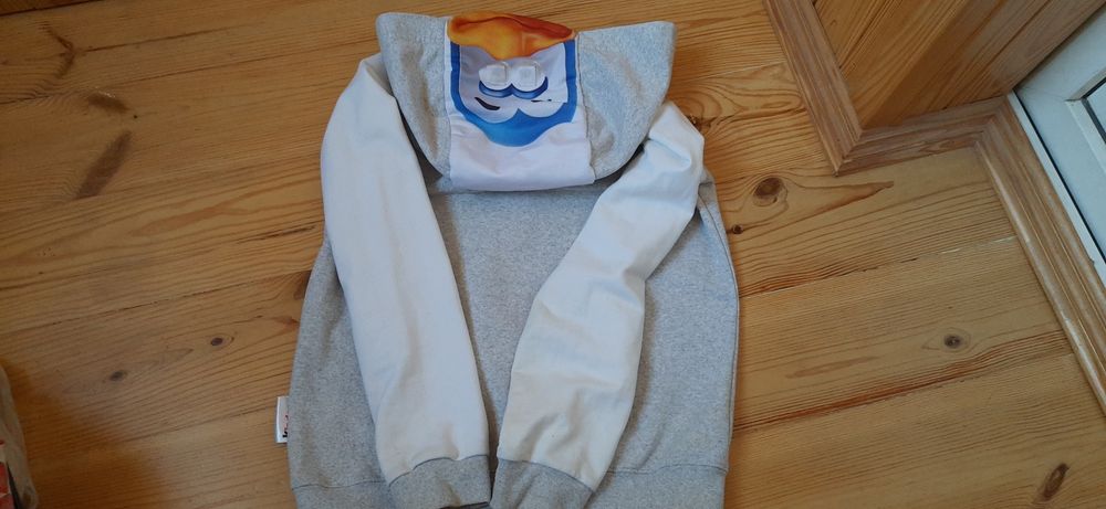 Толстовка Kinder с капюшоном, рост 141, 146 см.