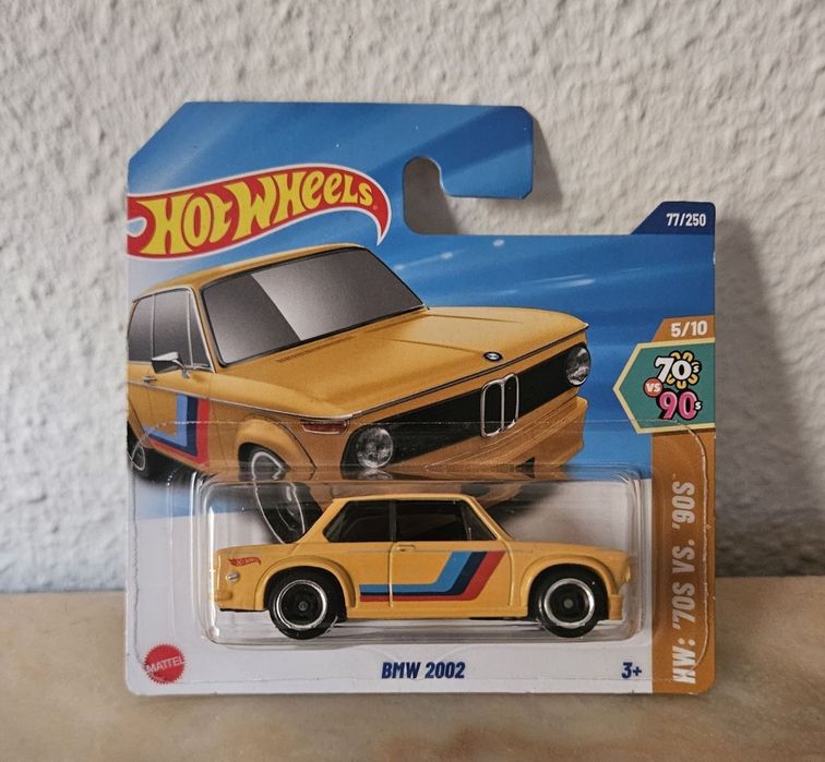 Hot wheels bmw 2002  бмв m жовта