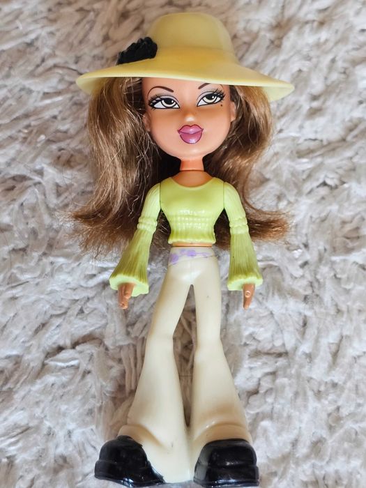 Ляльки куклы Братц Bratz MGA оригінал Ясмин McDonald's