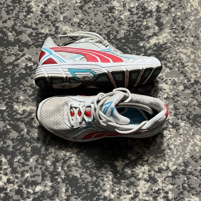 Продаю кросівки Puma Defendor