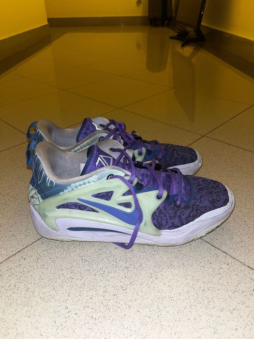 KD 15 Basketball Shoes size 44