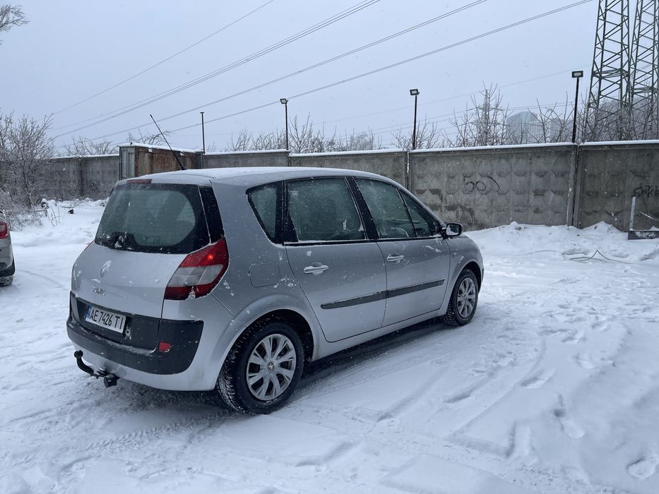 Продам хороший автомобиль