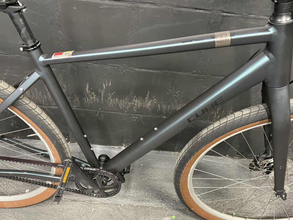 Nowy rower miejski Cube Hyde PRO Pasek Shimano Alfine 8 Aluminium Unisex 52 cm Urban Bikes