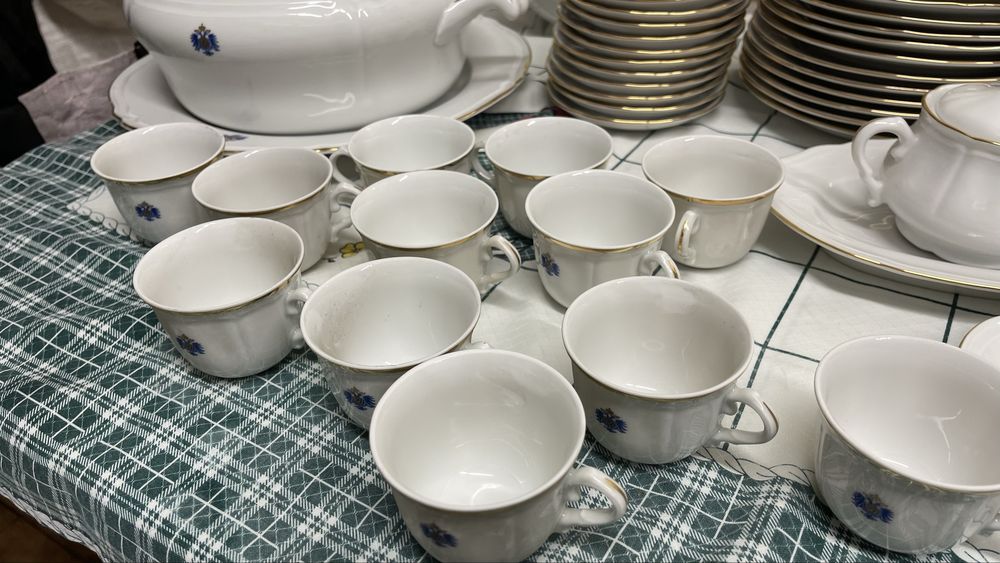 Loiça Fine Porcelain Royal Kent