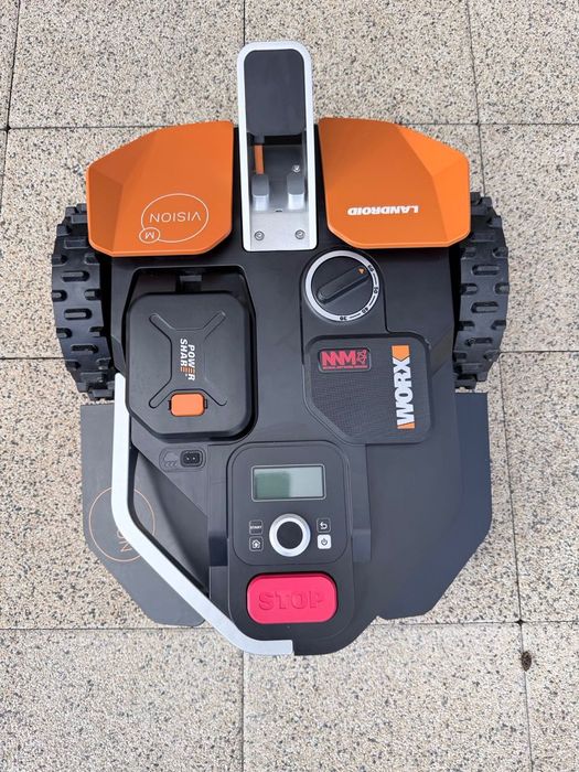Robot Koszący Worx Landroid WR206E.1 M600, Bez Kabla, Jak nowy
