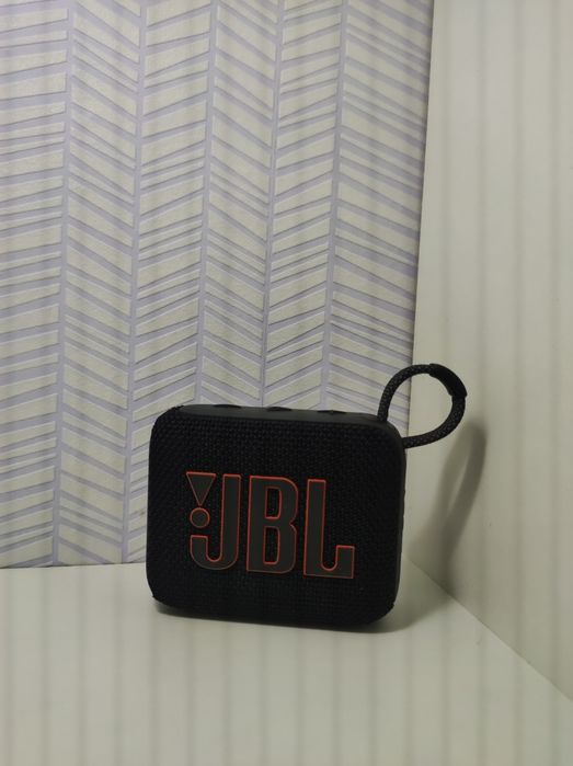 Колонка JBL go 4