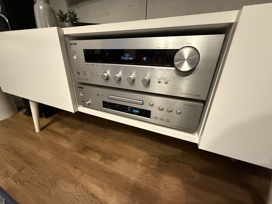 Zestaw stereo Onkyo TX-8030 + C-7030 + Wharfedale Diamond 10.MT