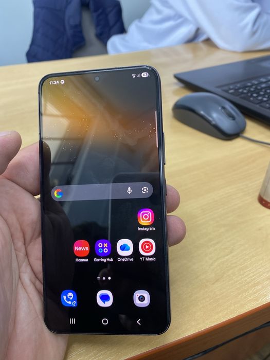 Samsung Galaxy S22 8/256GB  стан нового
