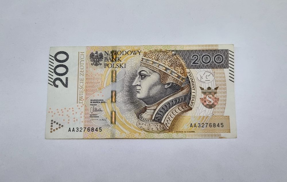 Banknot NBP 200 zł, seria AA3276845, 2345678