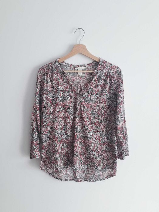 Blusa cor-de-rosa com padrão floral (tam. S/M)