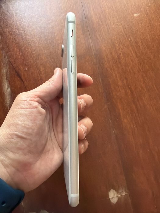 Iphone 8 Plus Silver 64Gb