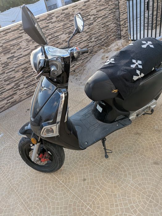 Vendo mota 50cc a funcionar perfeitamente