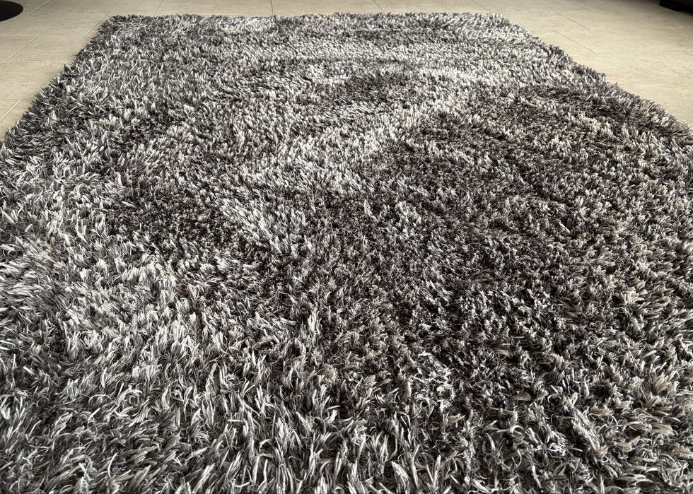 Carpete de sala / cinza / 230 cm x 160 cm