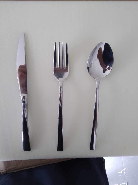 Faqueiro 130 peças novo