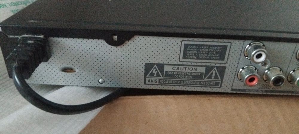 Продам програвач  LG DVD Player DVX  440