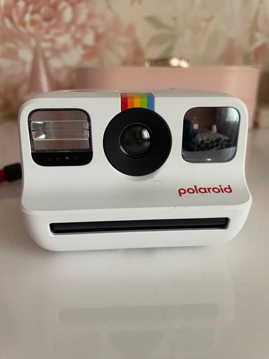 Фотоапарат POLAROID Go Gen 2 White  +фотопапір кольоровий, 16 фото