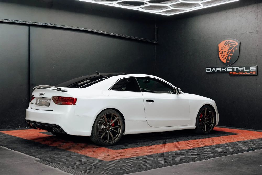 Audi RS5 4.2 FSi quattro