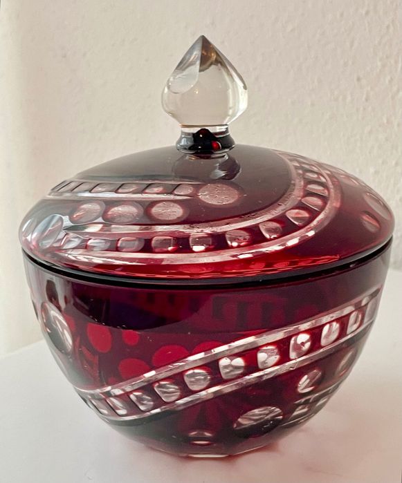 Цукерниця . Червоний кришталь.