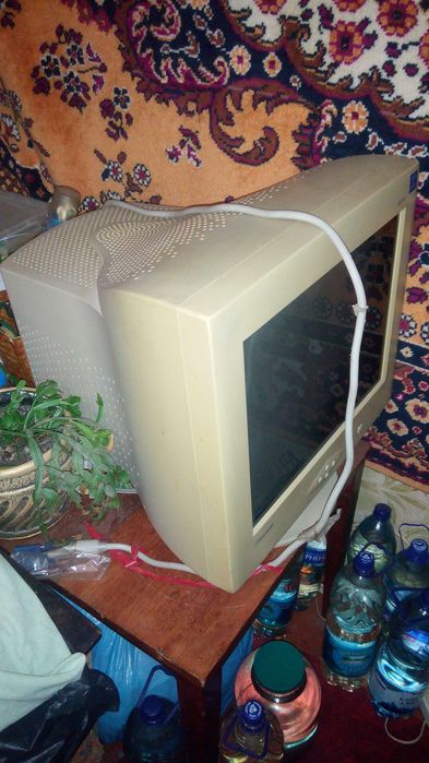 монитор HANSOL 920D  19""