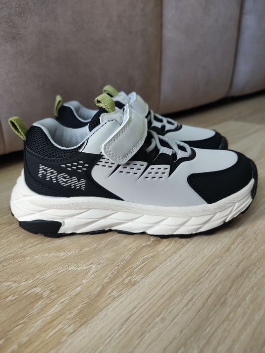 Кросівки для хлопчиків, р. 32-37